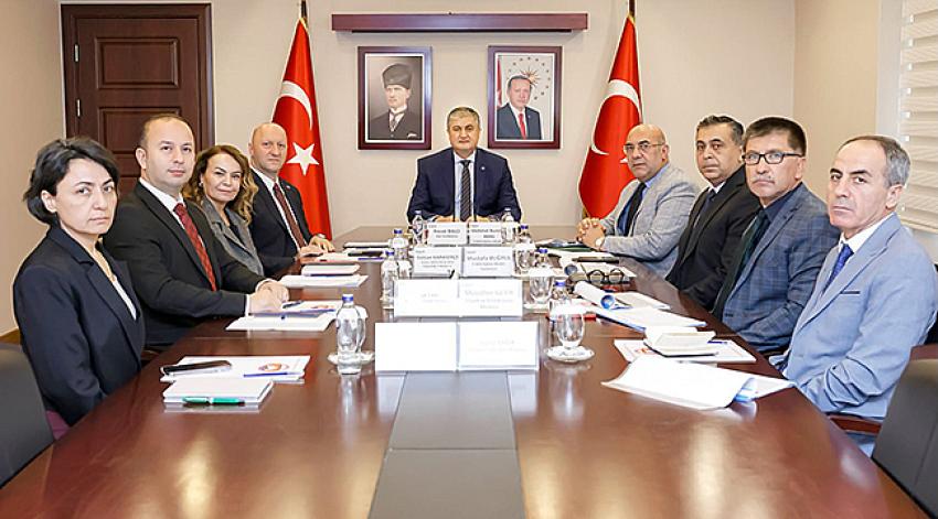 Okullar masaya yatırıldı