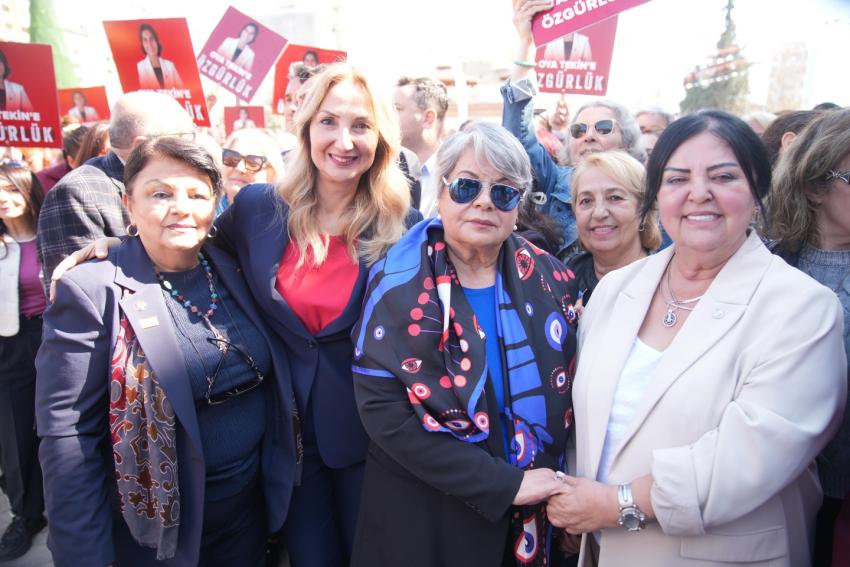 Seyhan’da “Oya Tekin’e Özgürlük” Çağrısı Büyüyor