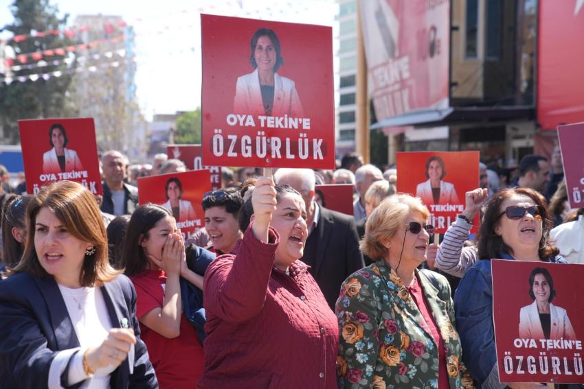 Seyhan’da “Oya Tekin’e Özgürlük” Çağrısı Büyüyor