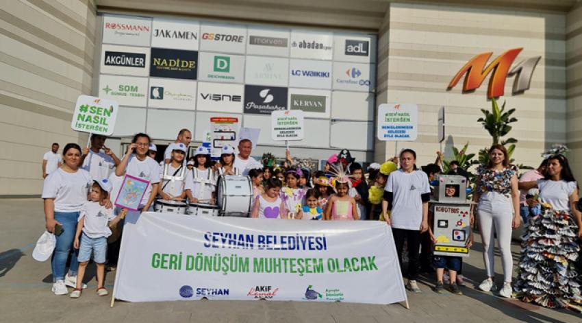 M1'de 5 Haziran defilesi