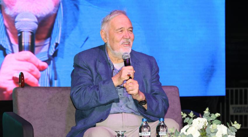 Ortaylı'dan Adana'ya övgüler