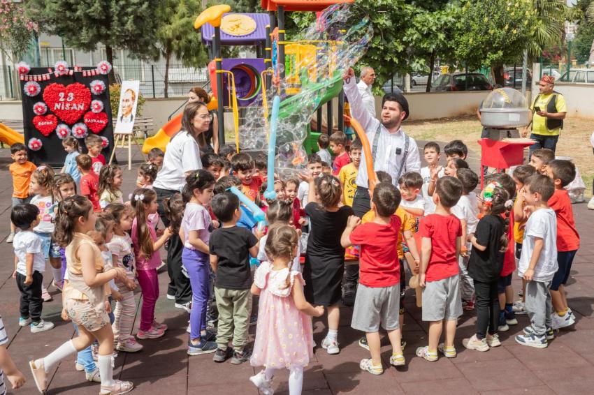 23 Nisan Seyhan'da bir başka güzel