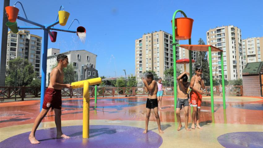 Yüreğir Belediyesi Su Oyun Parkları açıldı