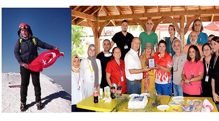 Ağrı Dağı zirvesinde Türk Bayrağını dalgalandırdı