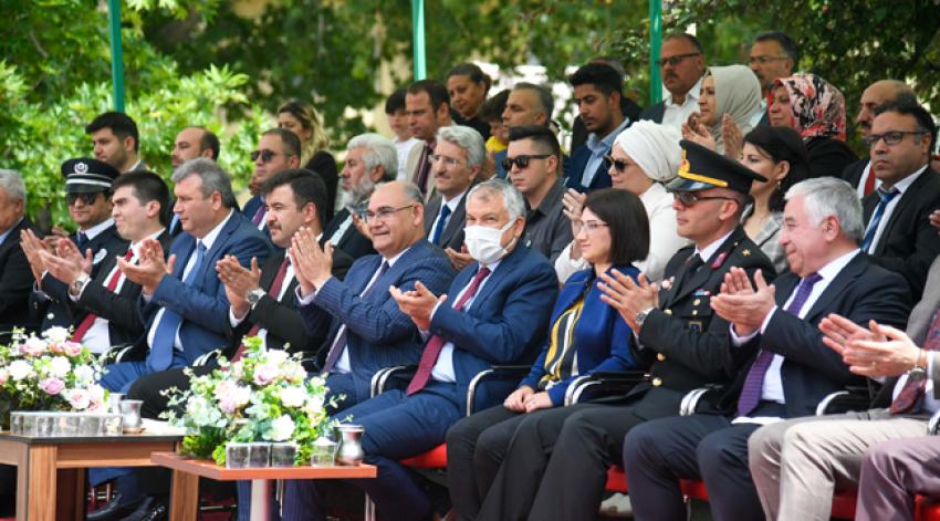Pozantı’ya hizmet yağdı