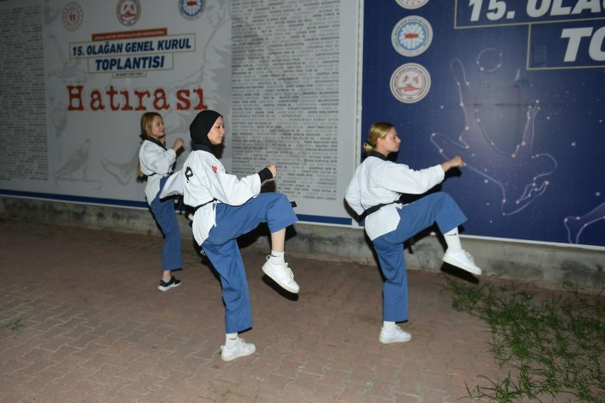 Vali, herkesi spor yapmaya davet etti