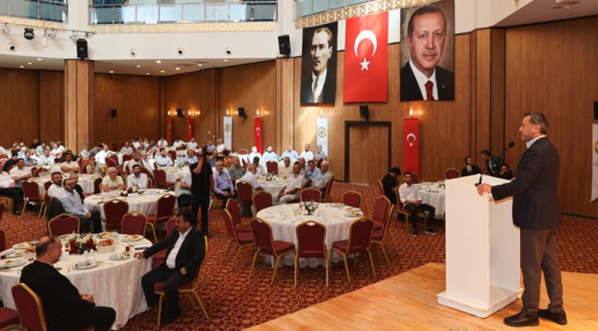 Din görevlilerini ağırladı