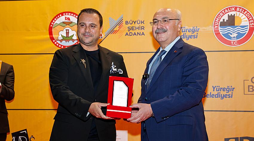 Dr. Gündoğdu’ya Vali Köşger’den Onur Ödülü