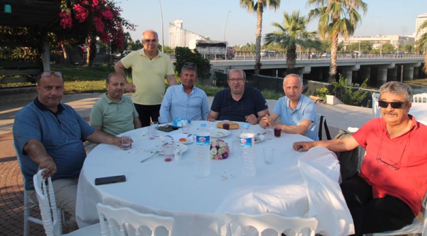 Gazetecilerden Yaza Merhaba