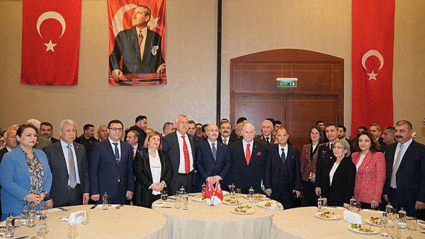 “Kurtuluşun ve Cumhuriyet’in harcında varız!”