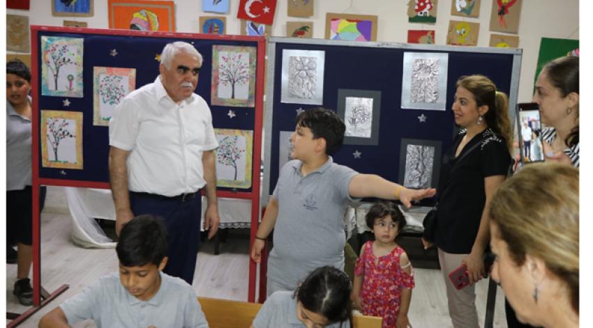 Çöpten sanat eserleri yaptılar
