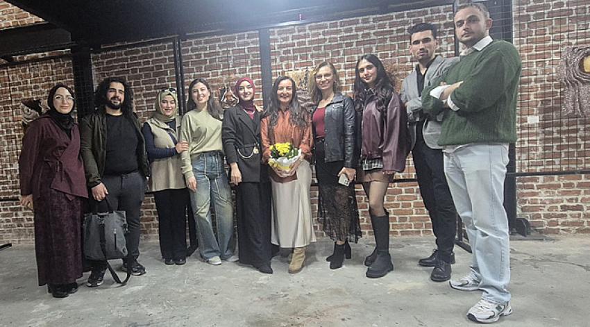 ÇÜ'den seramik ve tekstil sergisi