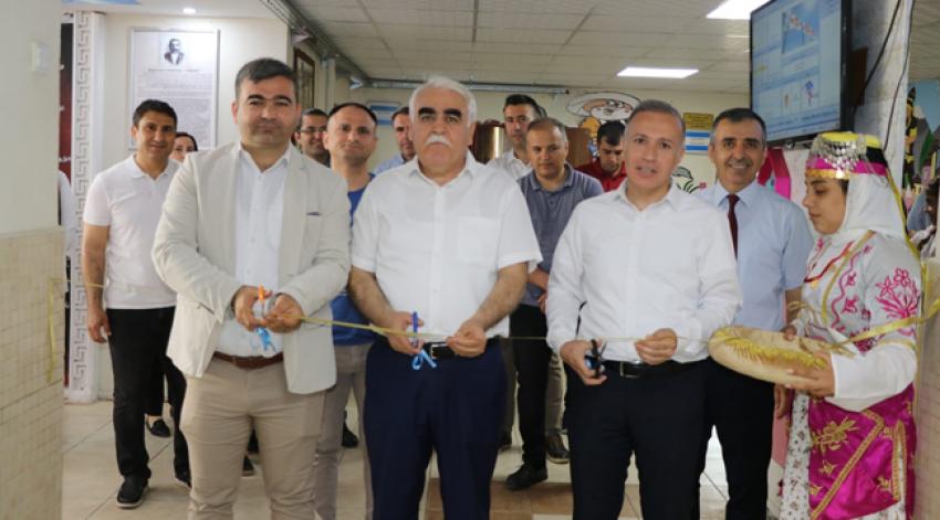 Çöpten sanat eserleri yaptılar