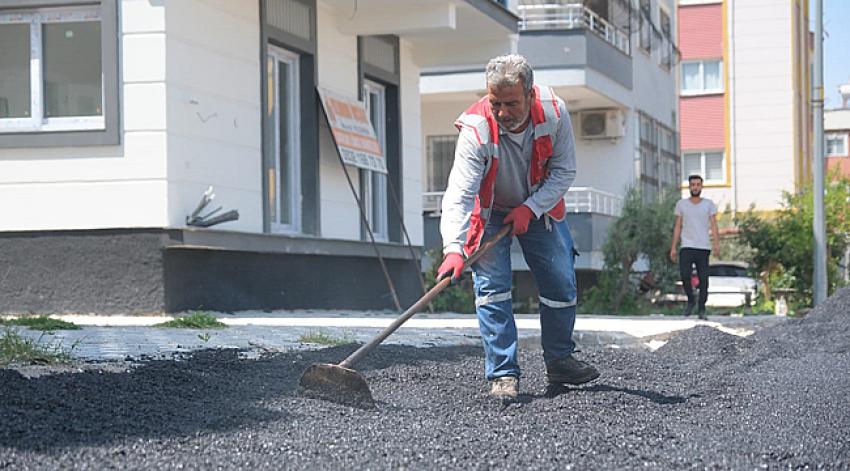 ‘Ceyhan’da Bozuk Yol Bırakmayacağız’