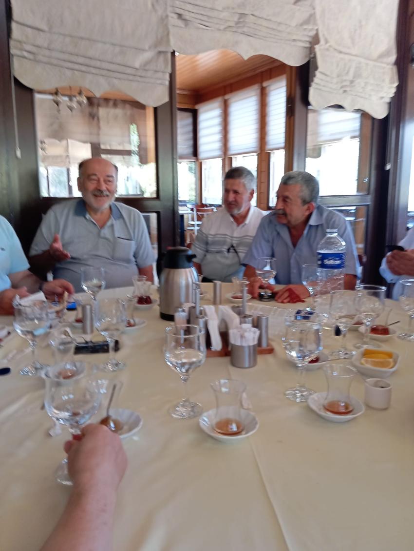 'Asker Arkadaşıydık Kardeş Ve Aile Olduk'