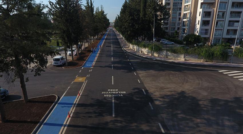 Yüreğir'de ilk bisiklet yolu açıldı