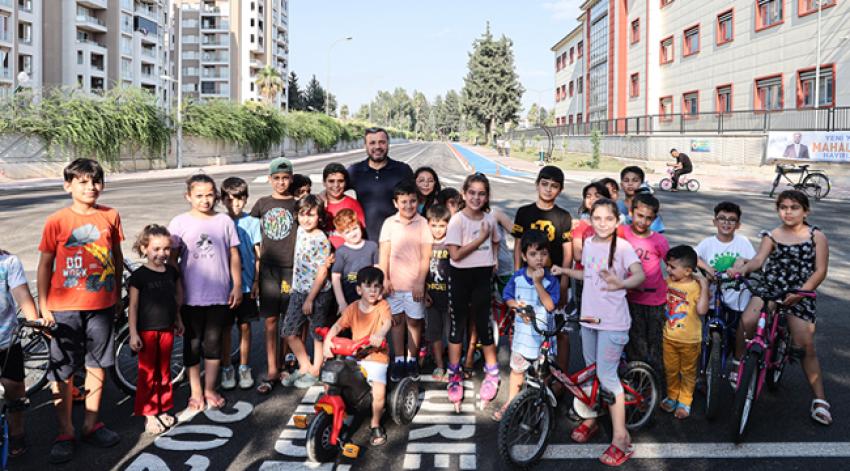 Yüreğir'de ilk bisiklet yolu açıldı