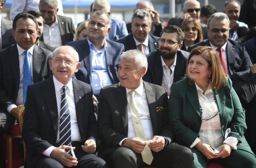 Büyükşehir’den Adana’ya hizmet yağmuru