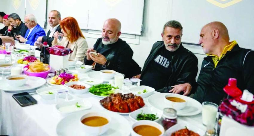 “1. Lig yolunda başarılar dileriz”