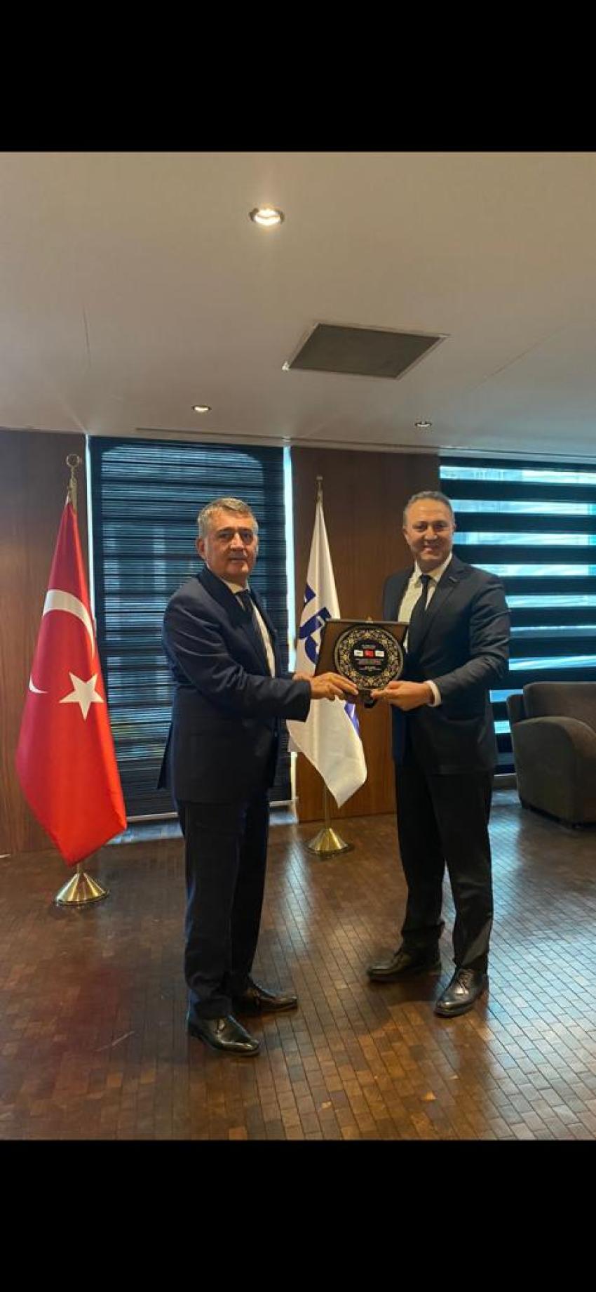 ADANAGİAD'danr İstanbul'a çıkarma