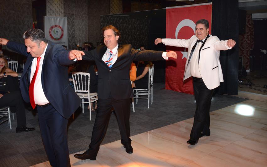 Adanalı Eczacıların 100’üncü Yıl Coşkusu