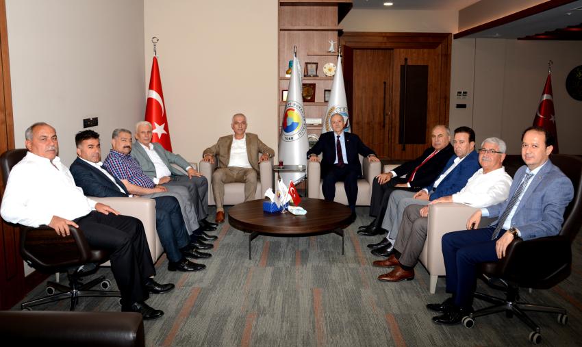 'Adana'mızı güzel hizmetlerle ödüllendirmeliyiz'