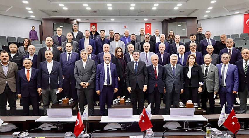 Güçbirliği Vakfı’nda Kavak güven tazeledi