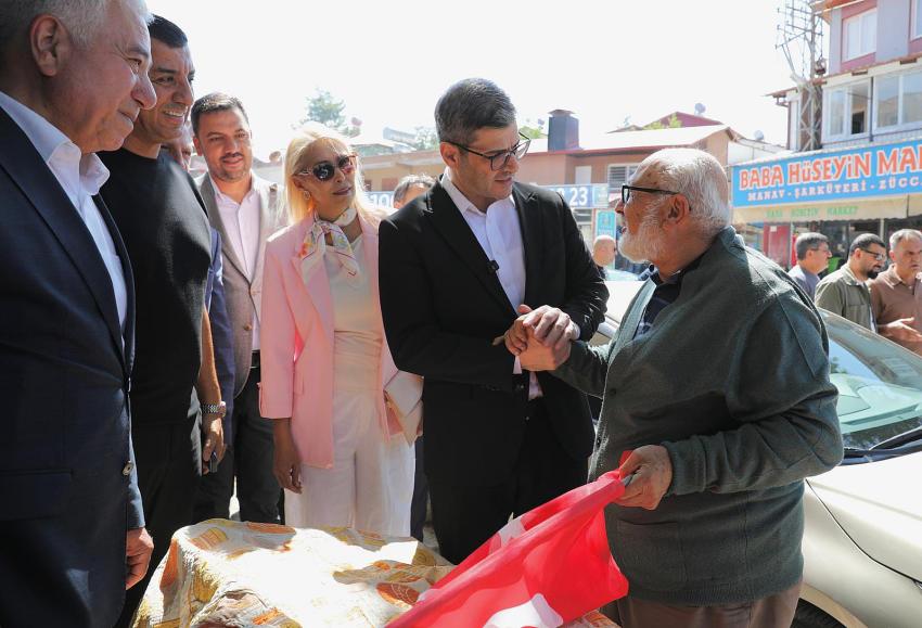 ‘Bizim siyasetimizin merkezinde milletimiz var’
