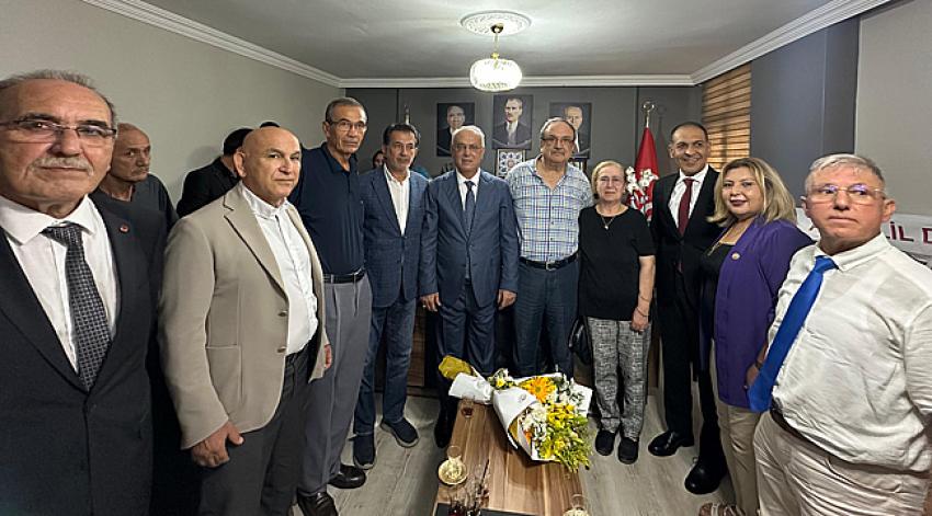 MHP Ceyhan’da bayrak Semih Aksoy