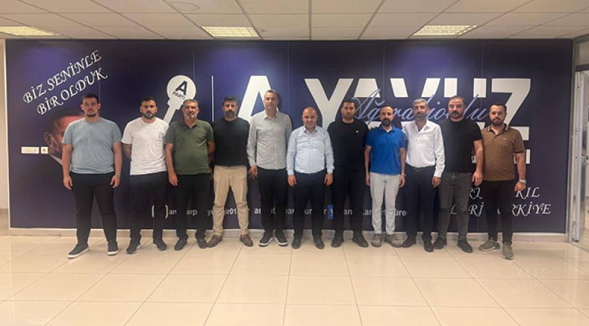Anahtar Parti Yüreğir Teşkilatı Türkiye Gelişim ve Gençlik Vakfı'nı Ağırladı
