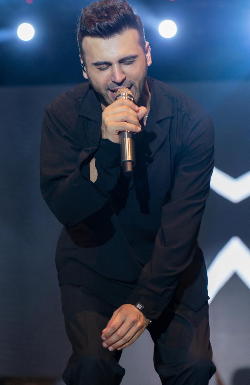 Yaz konserlerinin yıldızı Emre Kaya