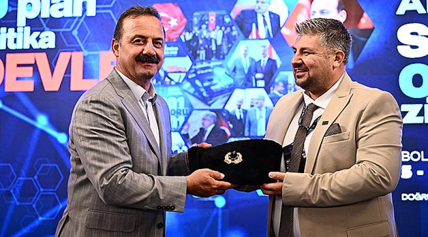 Adana Teşkilatına Zirvede Ödül