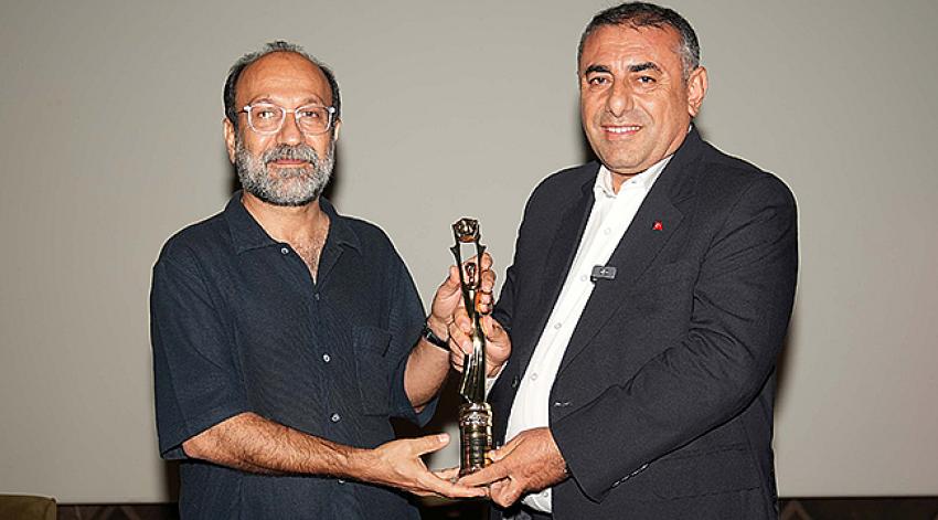 Farhadi’ye Yaşam Boyu Başarı ödülü verildi