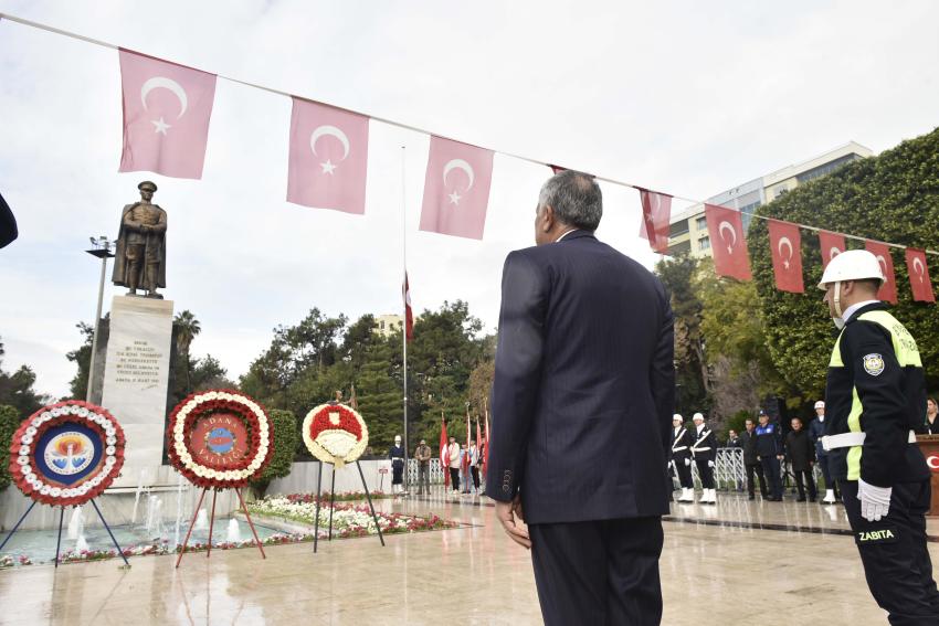 Atatürk’ün Adana’ya gelişi törenlerle kutlandı