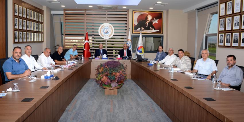 Üretici Ayçiçek’in fiyatını bekliyor