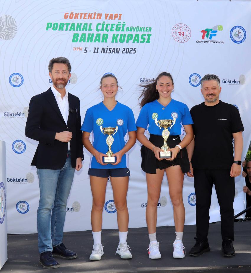 Karnavalda tenis şöleni