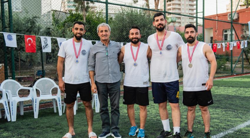 Aylak tenisini Kaplanlar kazandı