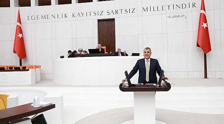 “Parasız, eşit, nitelikli ve erişilebilir eğitim hakkı için mücadele ediyoruz”