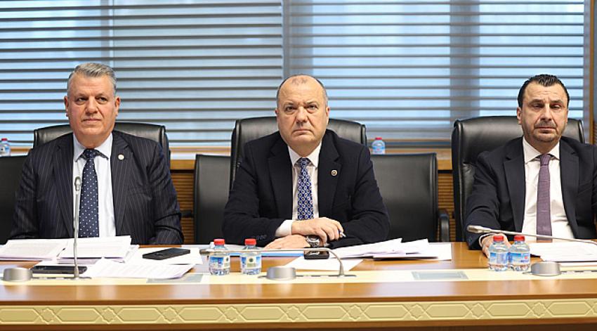 "AKP yine rant, yağma, talan peşinde"