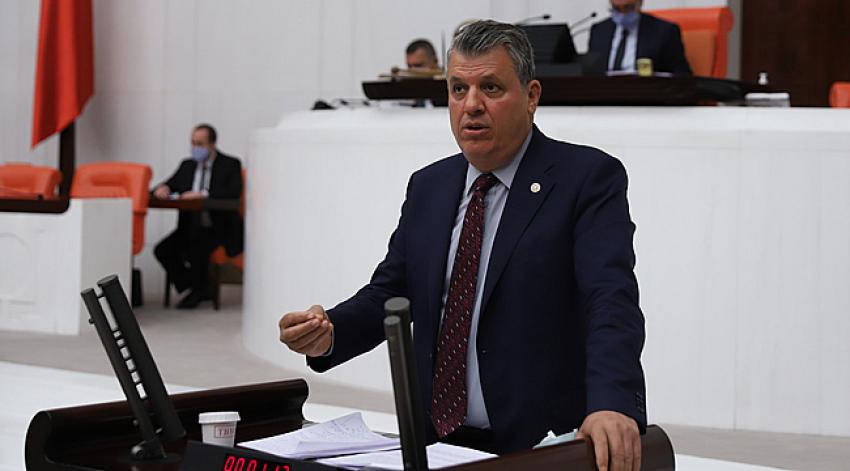'Basına yönelik kısıtlamaları kaldırın'