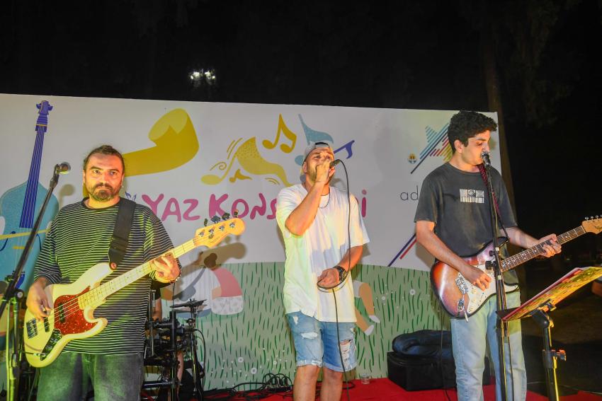 Bi Yaz konserleri sürüyor