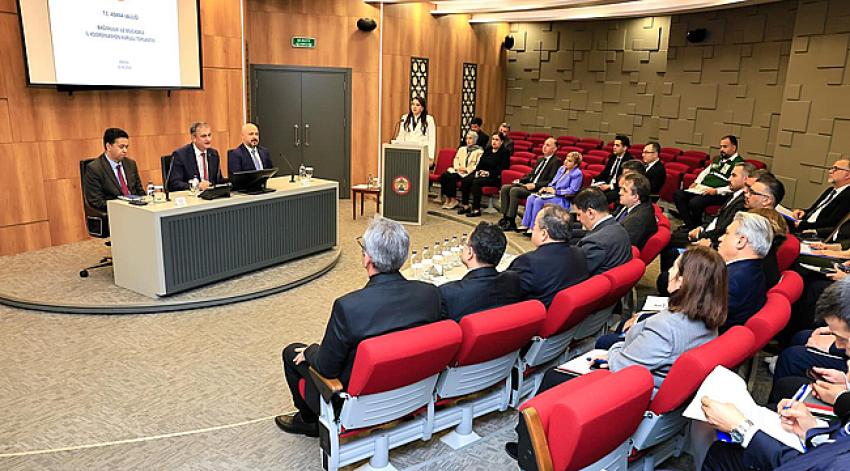 ‘Dijital ve ekran bağımlılığı çocukları tehdit ediyor’