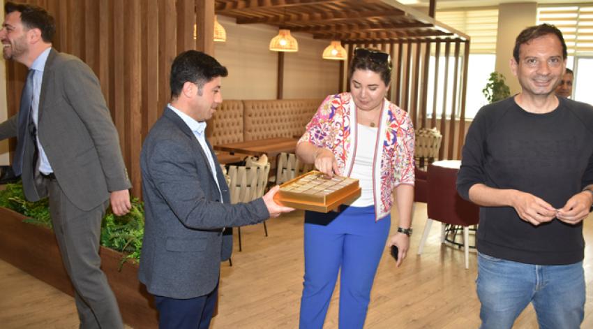 Avukatlar bayramlaştı