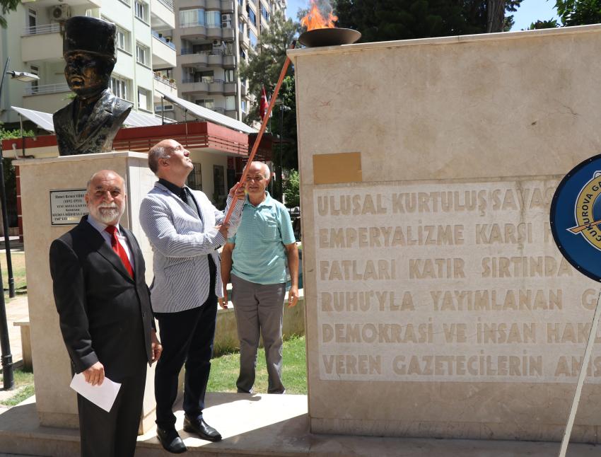 ‘Basın kuruluşları kenetlenmeli'