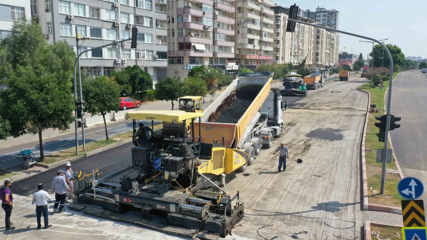 Adana’nın dört bir yanı şantiye