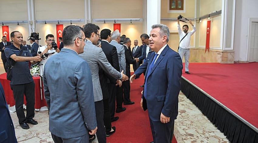Protokol bayramlaştı