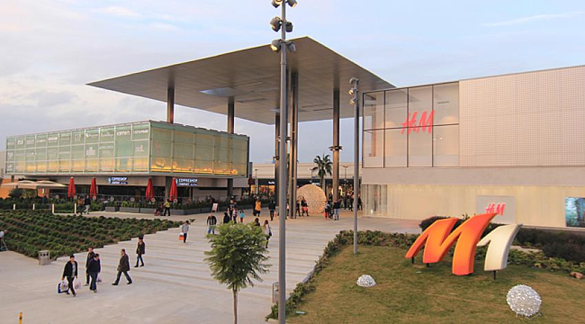 Dünya'nın en iyi markaları M1 Adana AVM'de