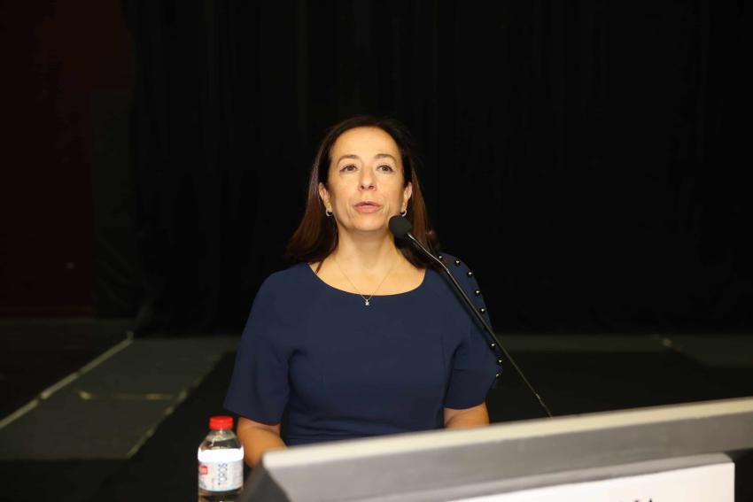 Tıp öğrencileri beyaz önlüklerini giydiler