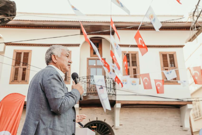 Bülent Ecevit’in anıları Adana’da yaşayacak