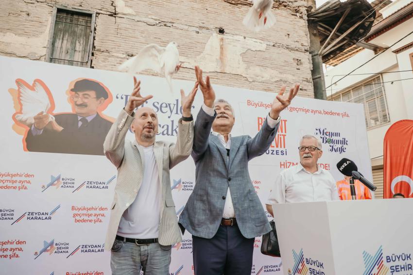 Bülent Ecevit’in anıları Adana’da yaşayacak